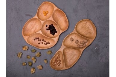 Snacks trays from natural wood